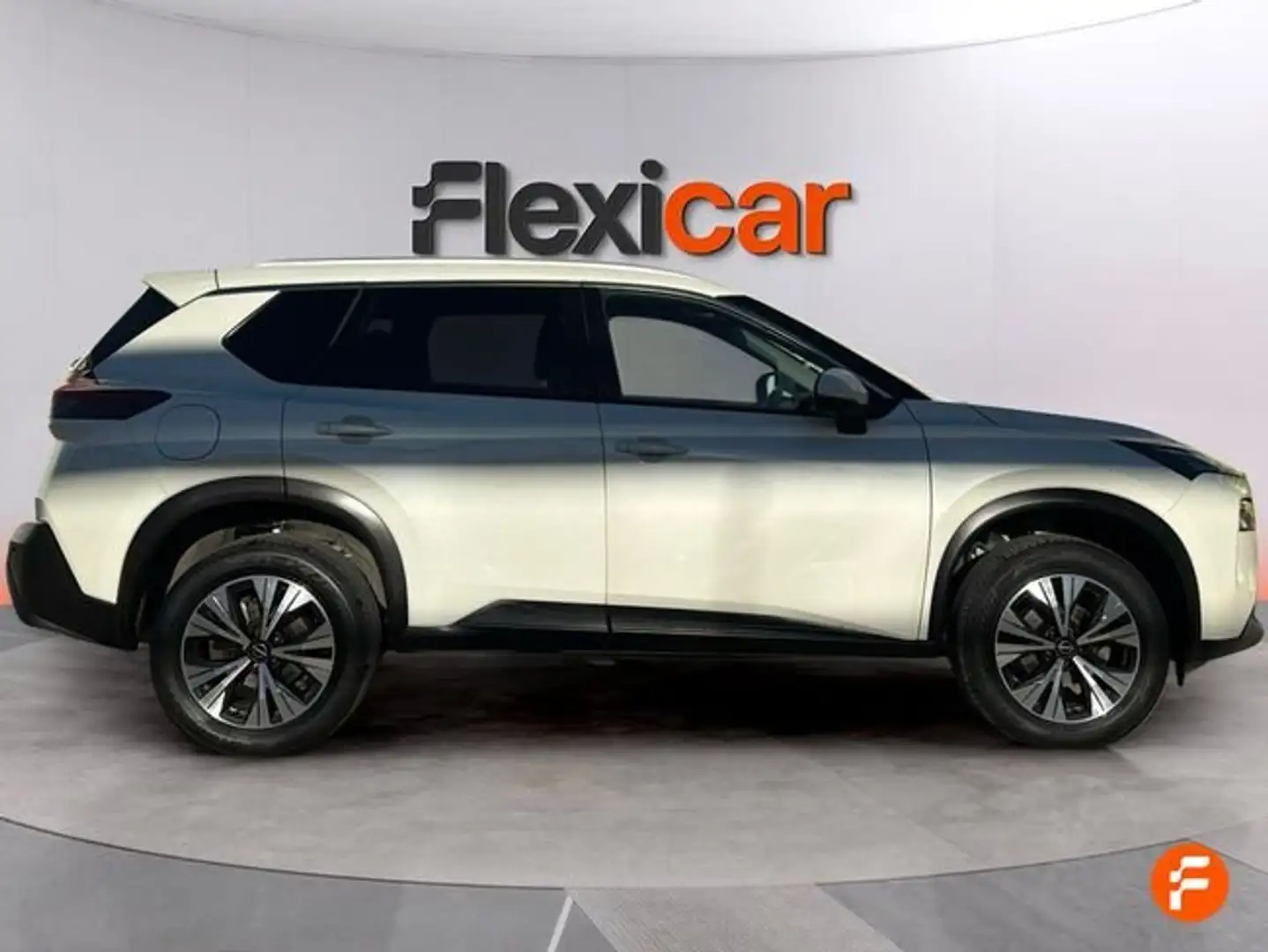 Nissan X-Trail 5pl 1.5T VC 120kW MHEV 4x2 Tekna Blanco - 2