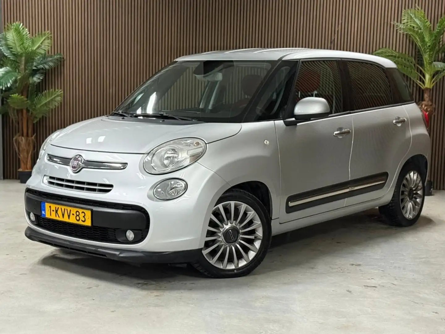 Fiat 500L 0.9 TwinAir Easy Grijs - 1