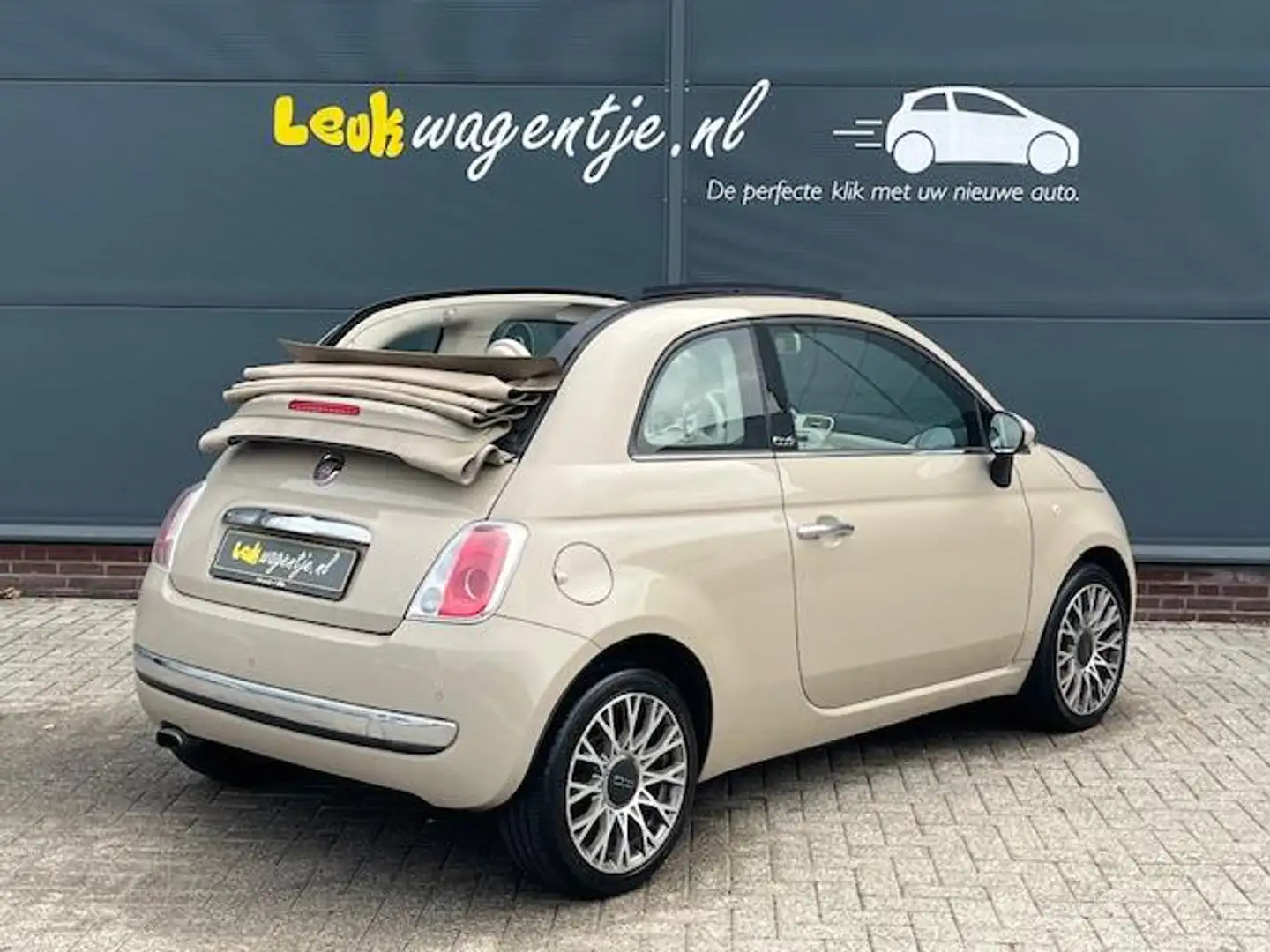 Fiat 500C 0.9 TwinAir Lounge Cabrio *climate *leer *16 inch Bruin - 2