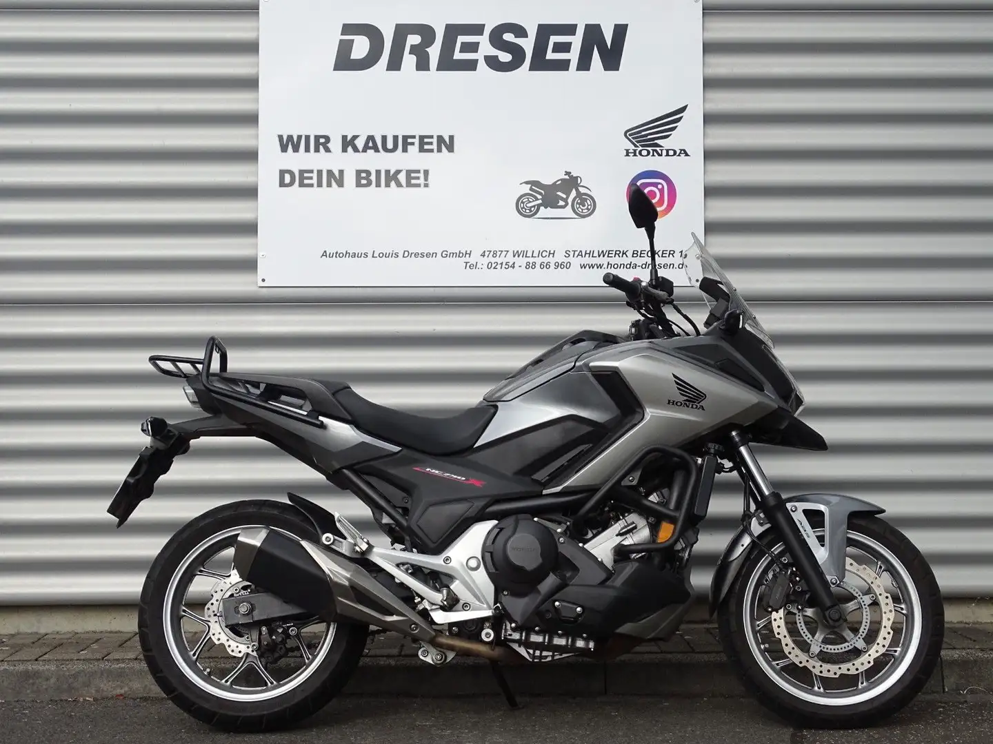 Honda NC 750 X ABS * 1. Hand * Silber - 1