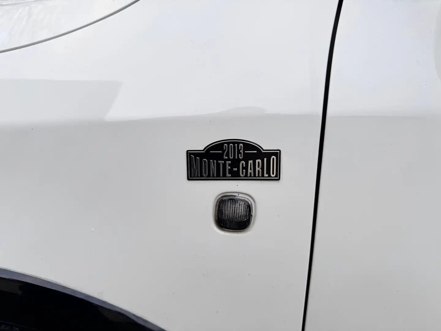 Skoda Fabia Fabia 1.2 TSI MONTE CARLO Weiß - 2