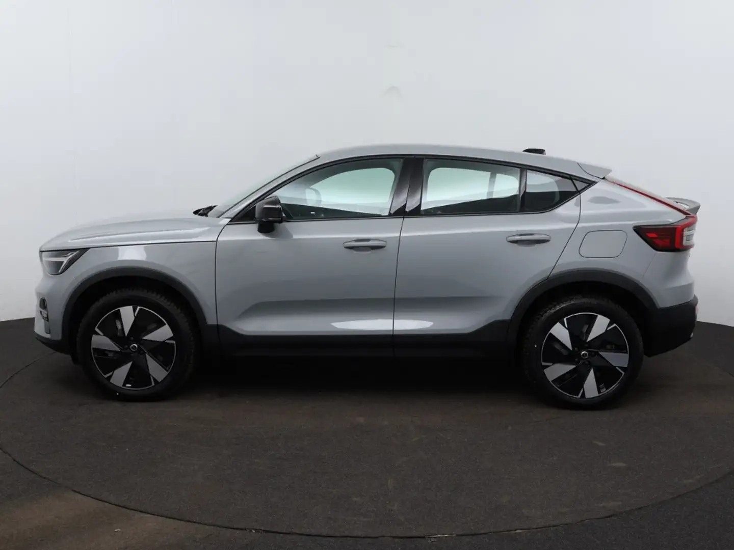Volvo C40 Extended Plus 82 kWh Grau - 2