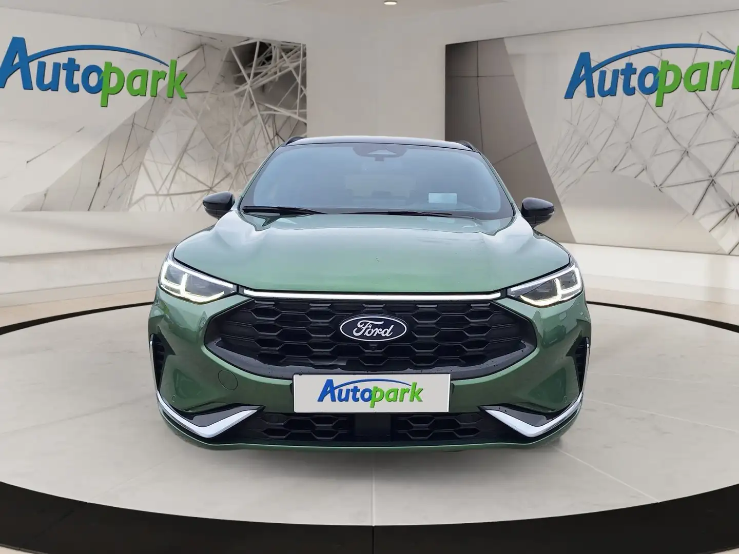 Ford Kuga ST-Line X FHEV AWD Grün - 2