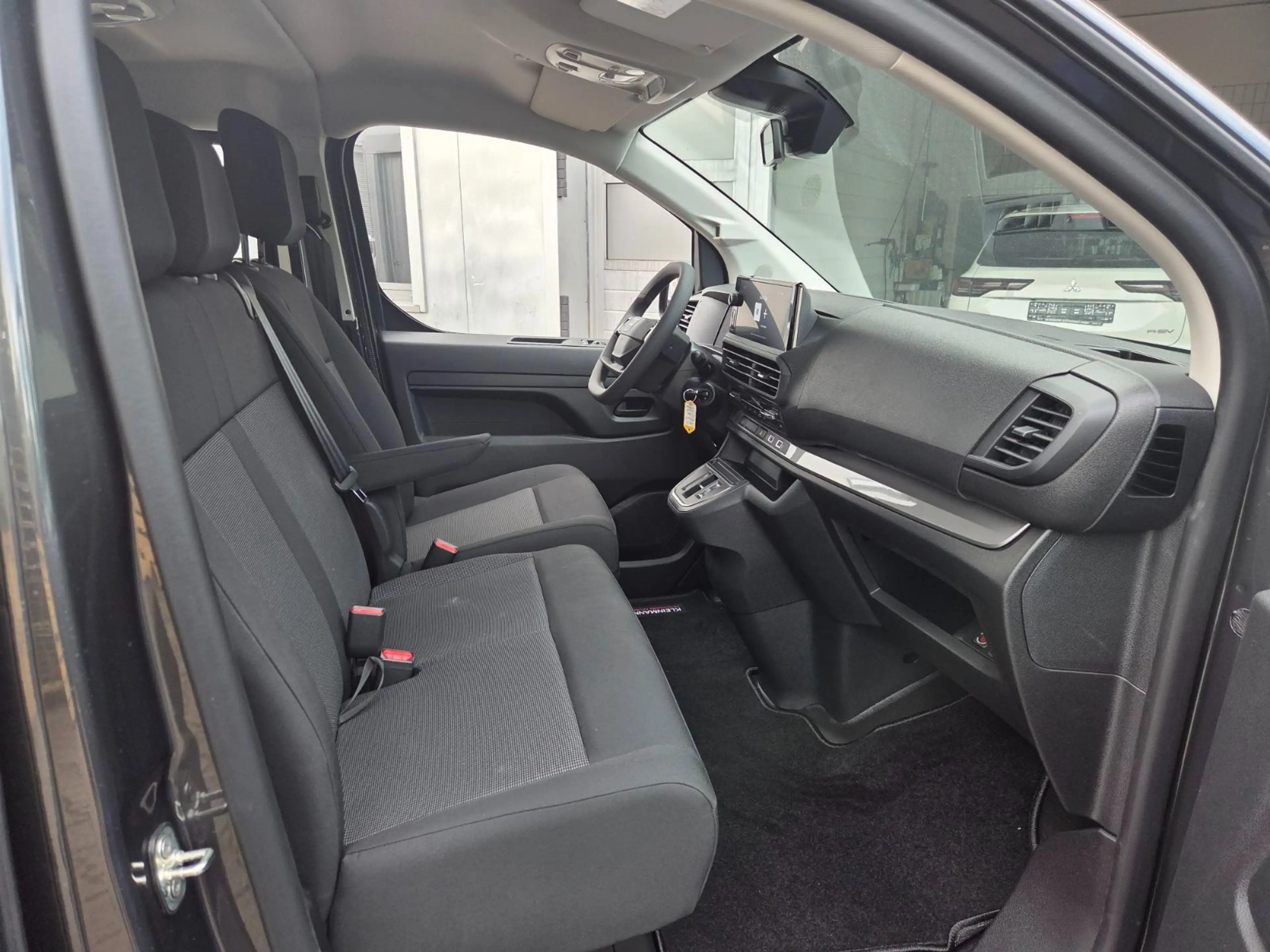 Fiat Scudo Kombi L3 2.2 HDI (180PS) AT8 - 9-Sitzer — photo 10