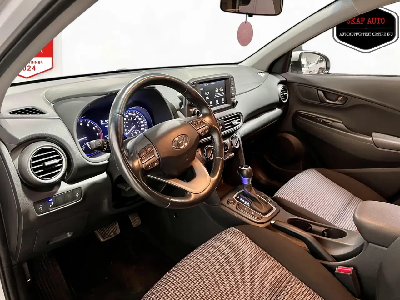 Hyundai KONA снимка Hyundai KONA