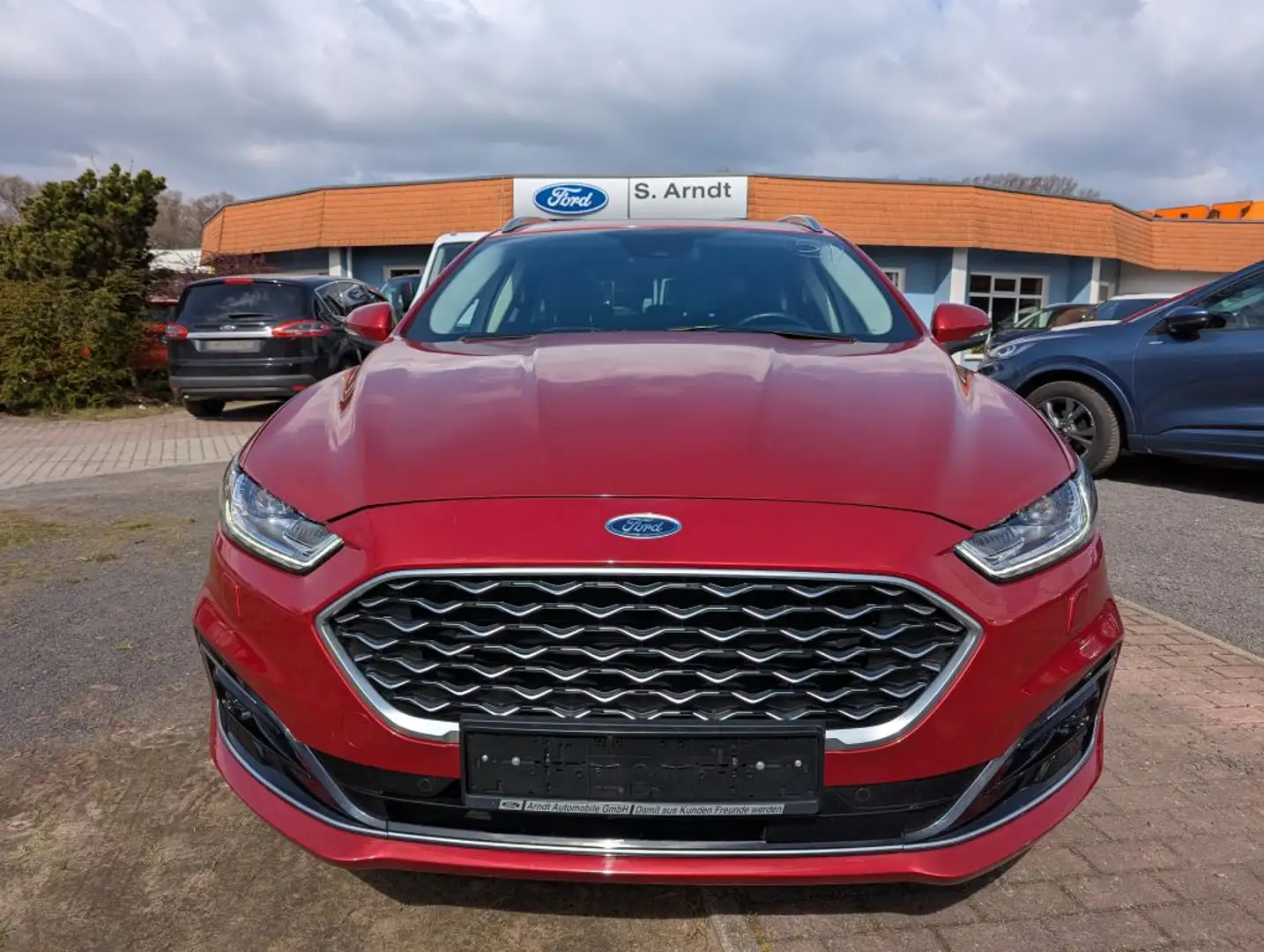 Ford Mondeo Turnier 187PS Hybrid VIGNALE Pannoramadach ACC Rot - 2