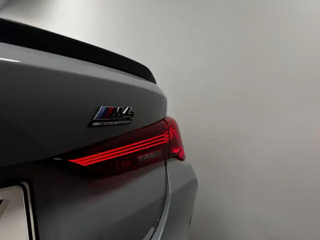 BMW M4 view 17