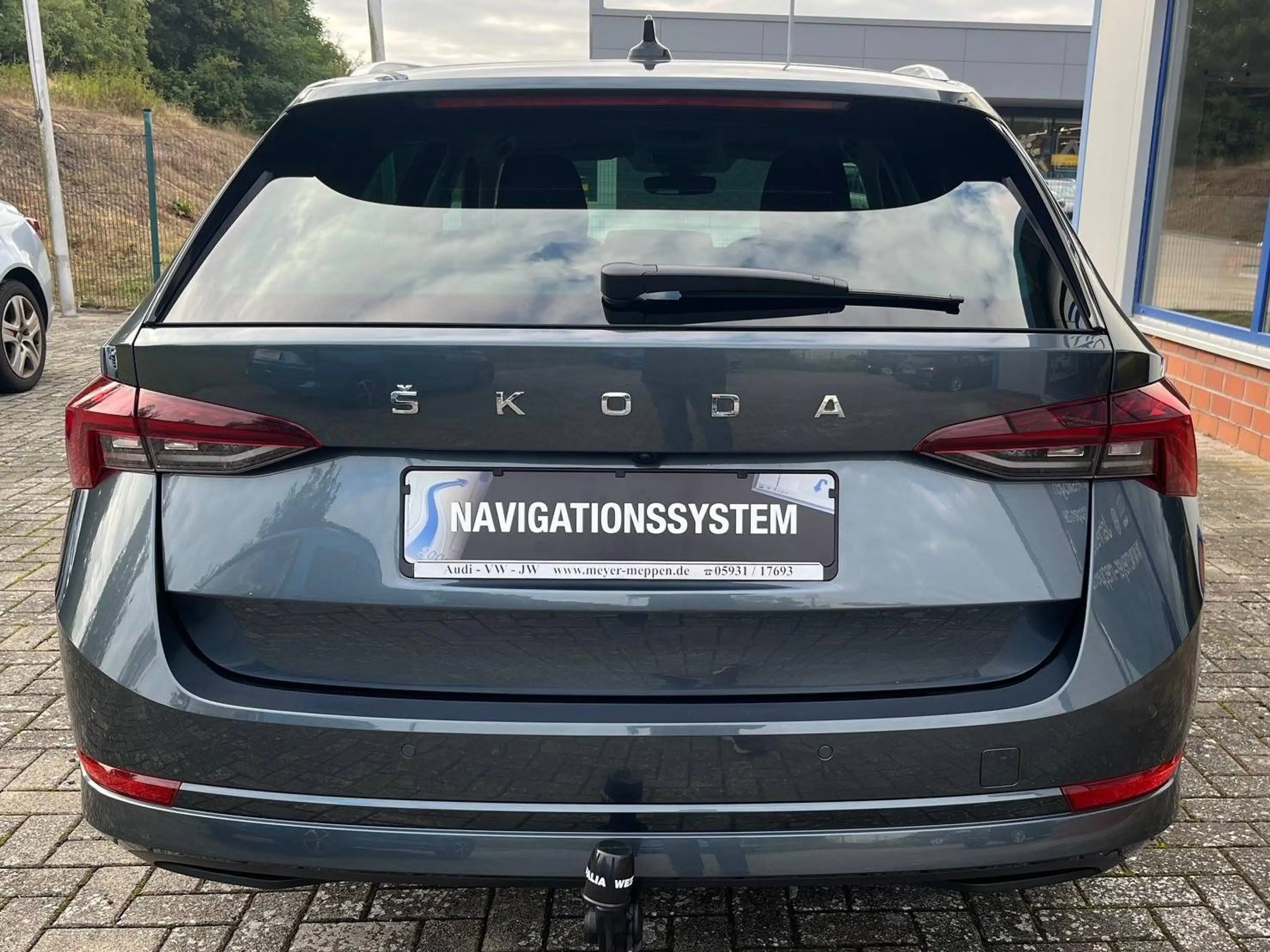Skoda Octavia Combi 2.0 TDI DSG Ambition Navi AHK Kamera — photo 4
