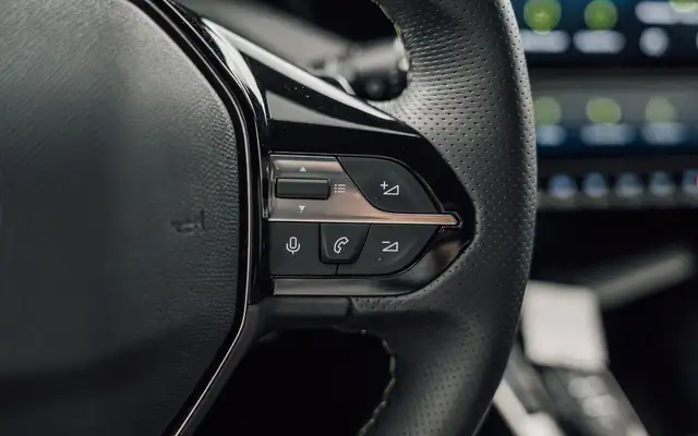 Peugeot 308 view 14