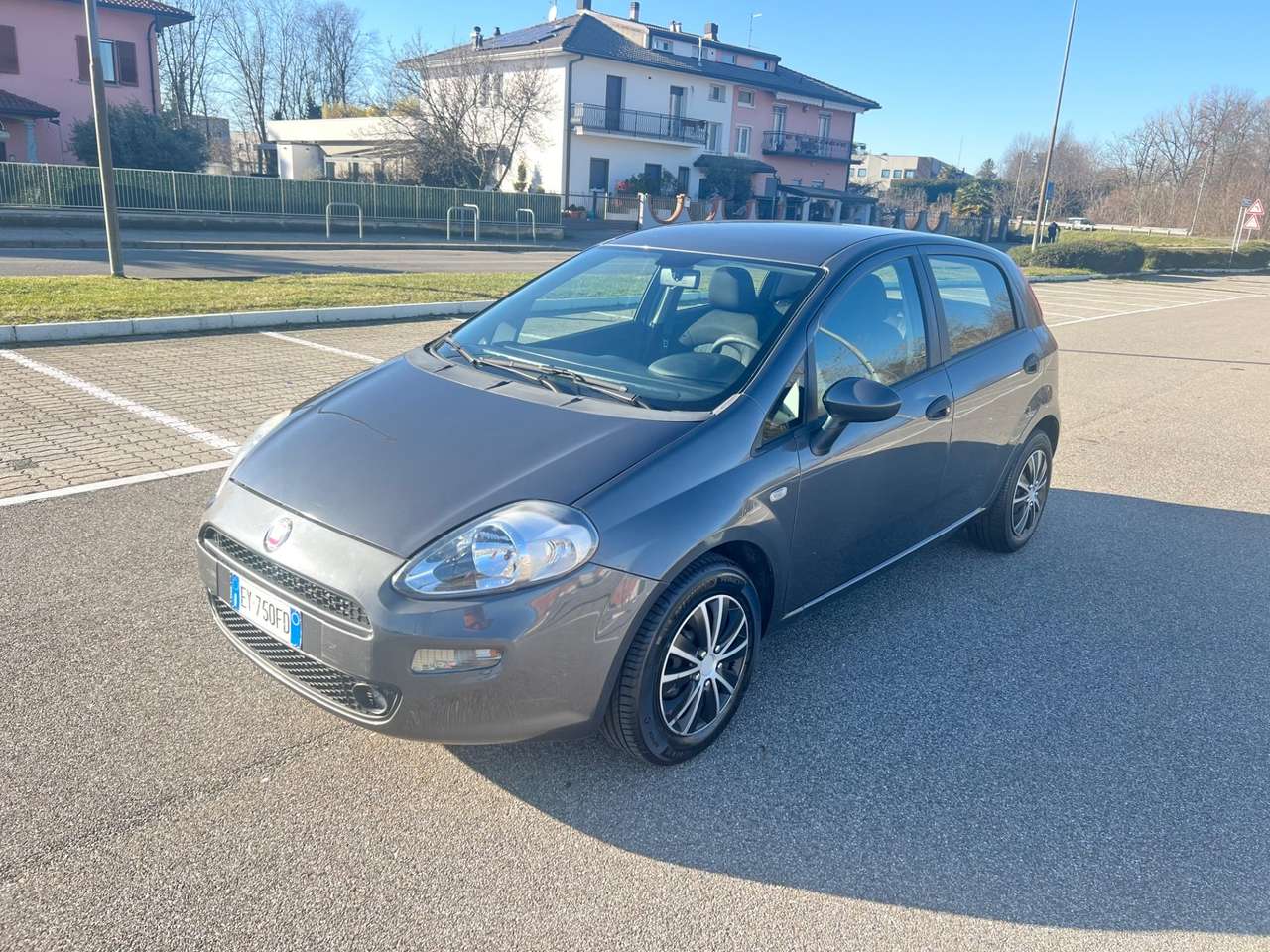 Fiat Punto 1.3 MJT II 75 CV 5 porte Street*Clima*Neopatentati