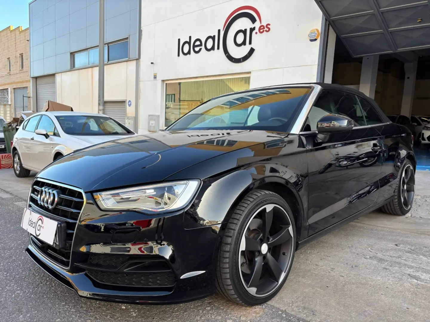 Audi A3 Cabrio 2.0 TFSI S Line Edition Q. S-T 140kW Negro - 1