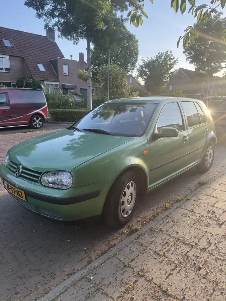 Volkswagen Golf 1.6, foto 2