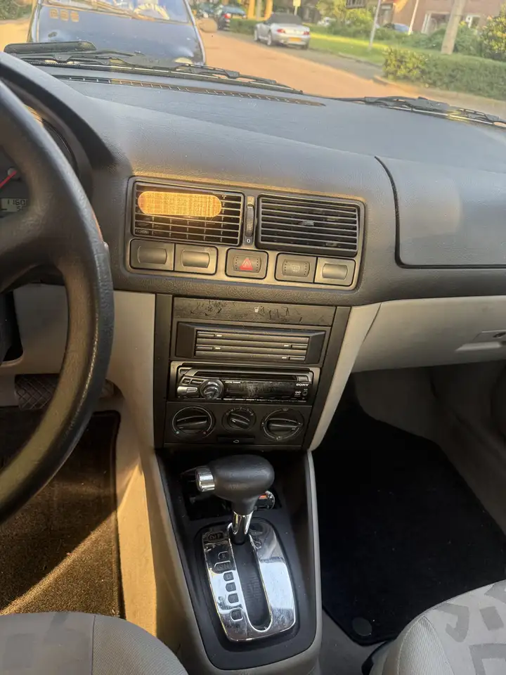 Volkswagen Golf 1.6, foto 5