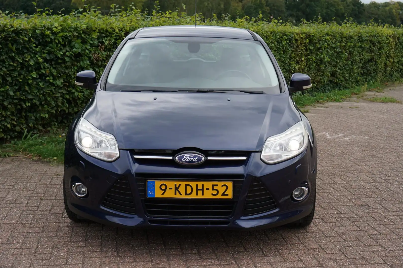 Ford Focus Wagon 1.6 TDCI ECOnetic Lease Titanium|Xenon|Clima Bleu - 2