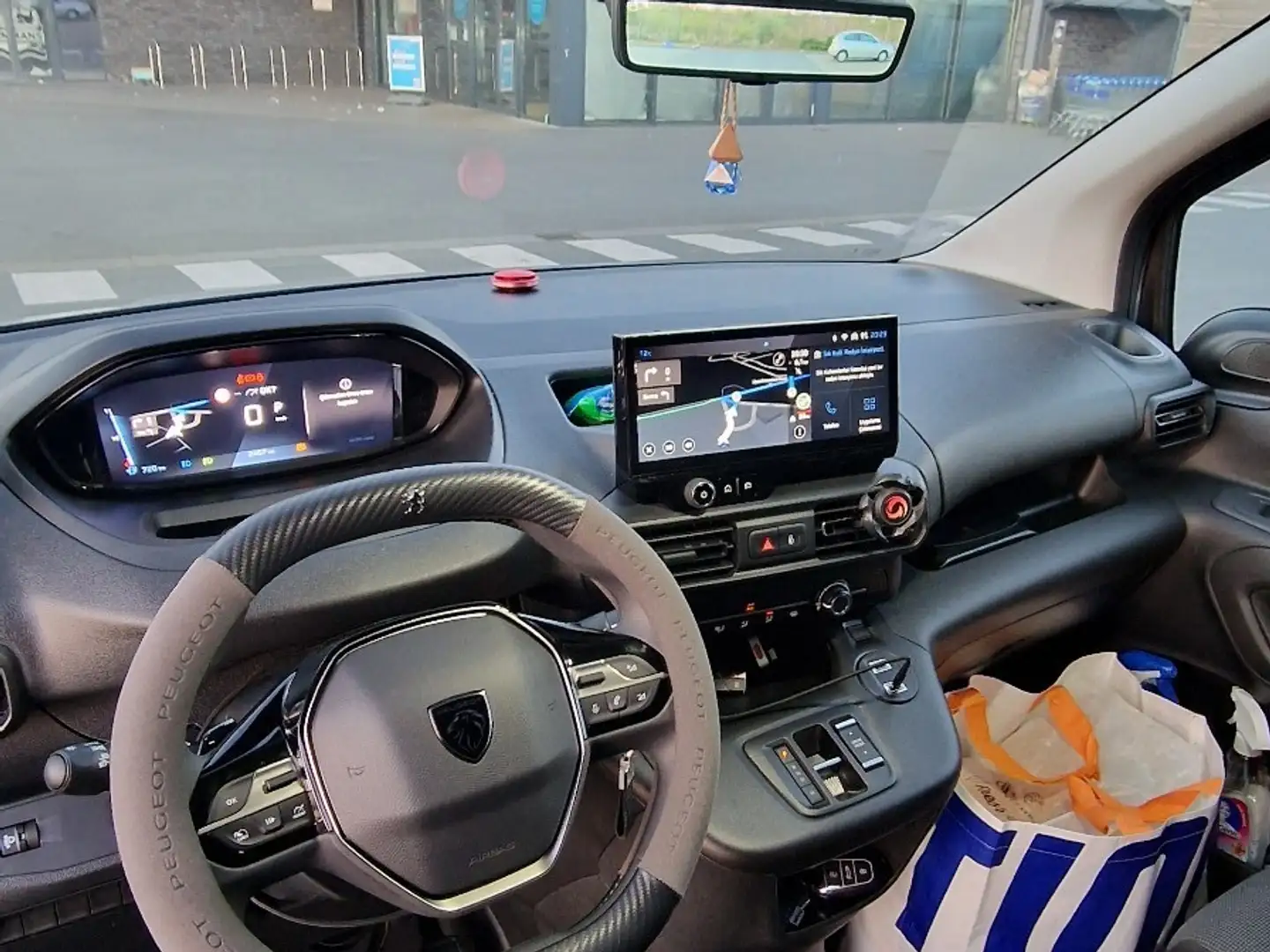 Peugeot Partner BlueHDi 130 L1 EHZ EAT8 - 2