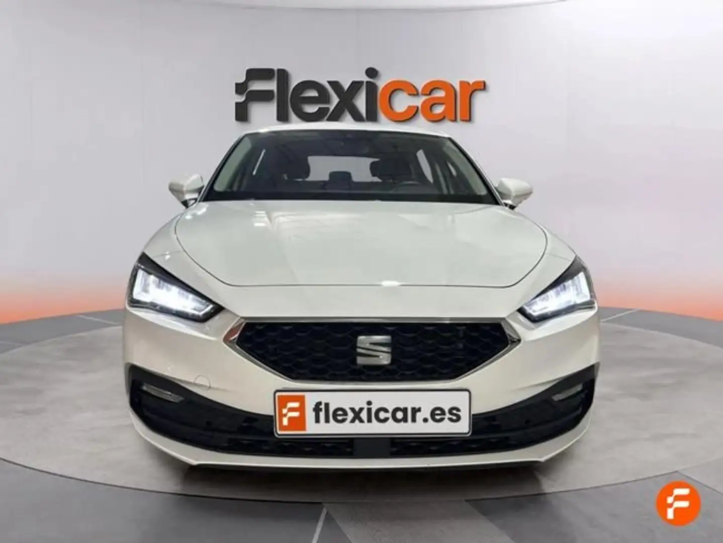 SEAT Leon 1.0 eTSI 81kW DSG-7 S&S Style XL Blanco - 2