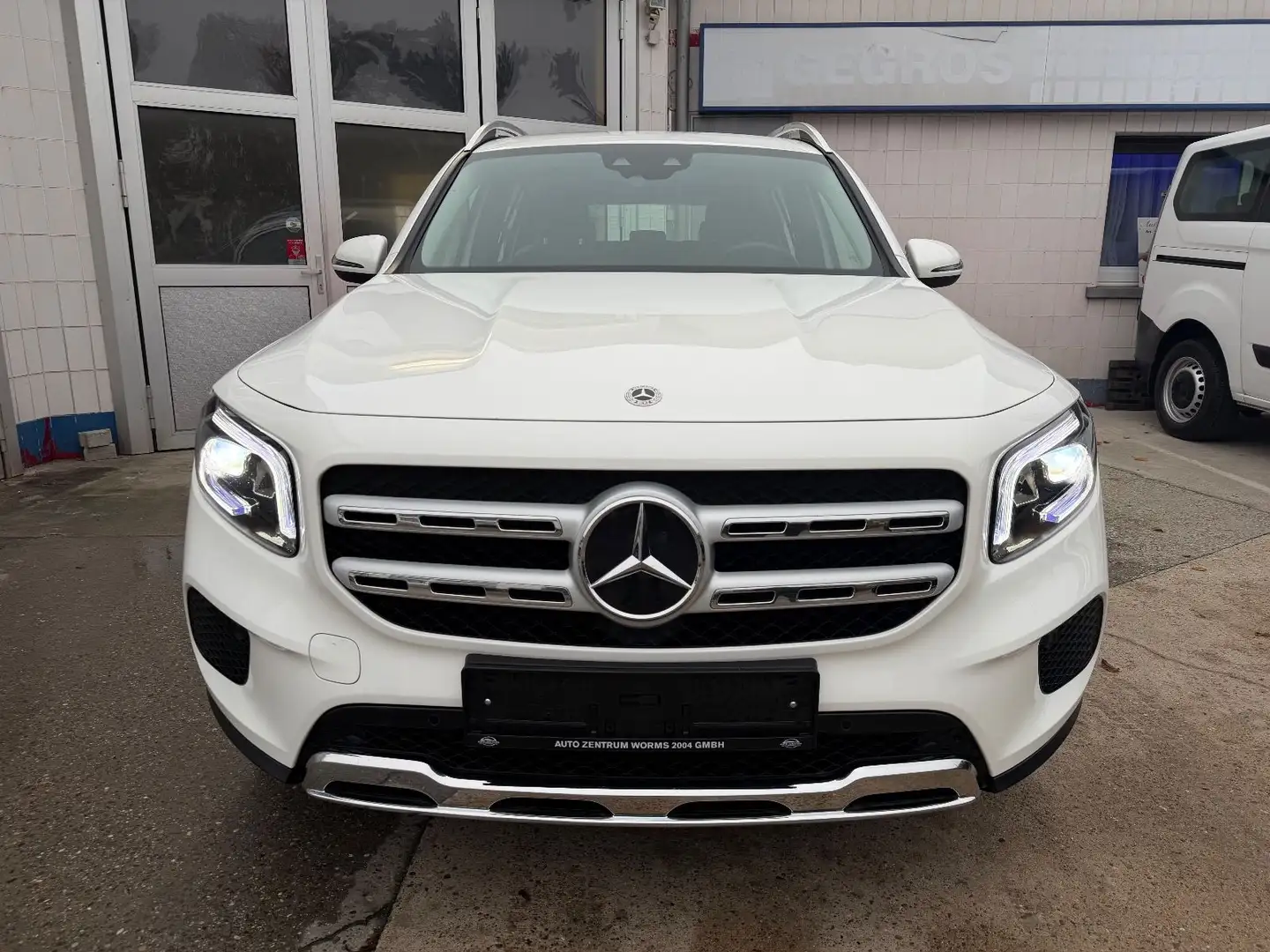 Mercedes-Benz GLB 200 d *Automatik*7-Sitzer*LED*R.Kam* Weiß - 2