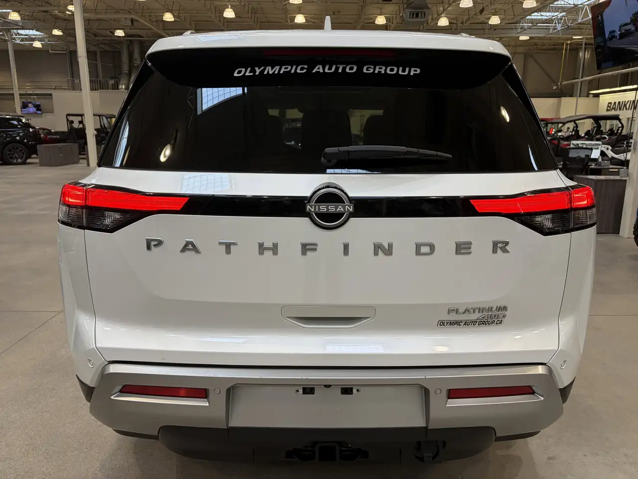Nissan Pathfinder снимка Nissan Pathfinder