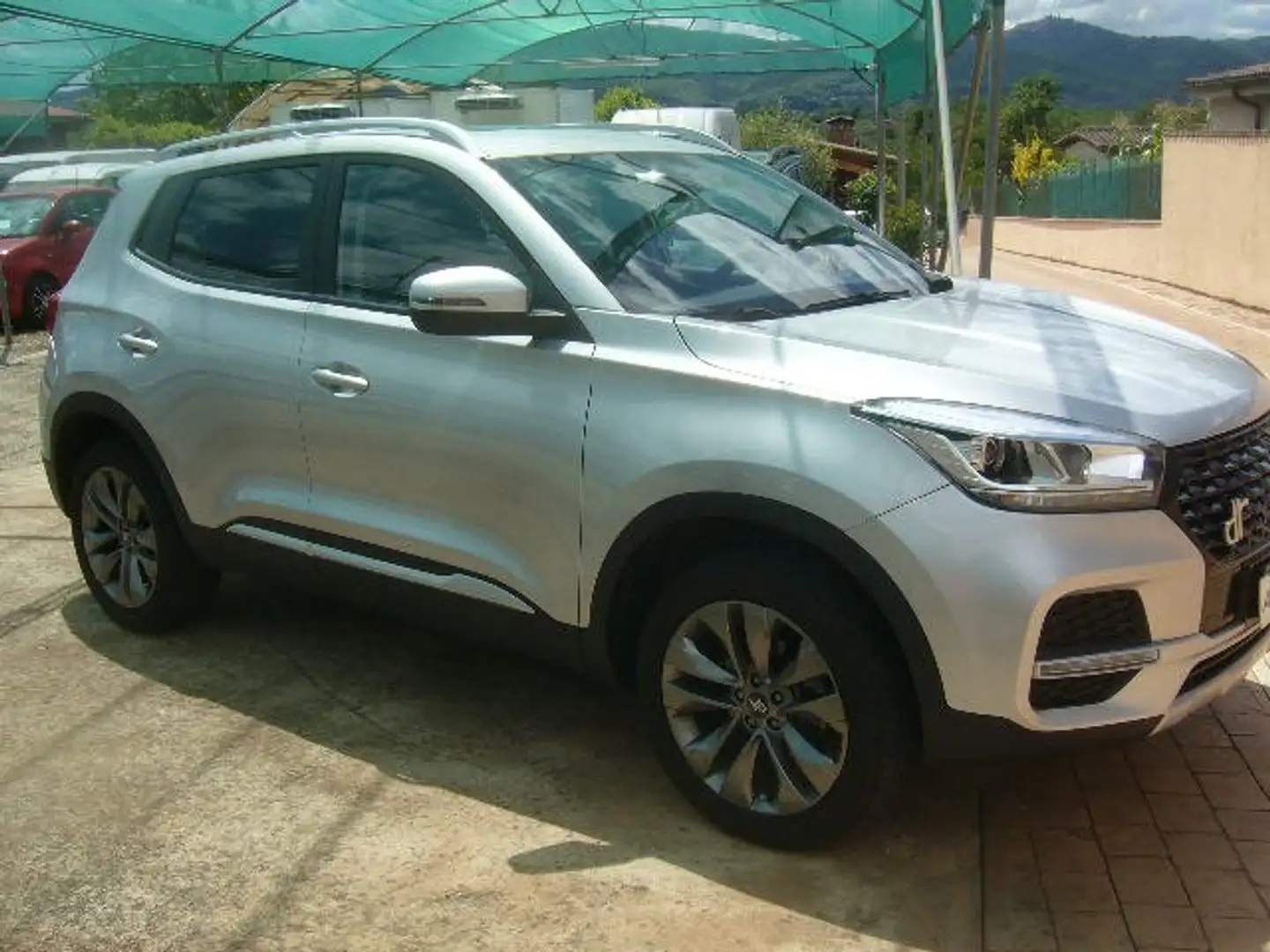 DR Automobiles DR4.0 1.5  gpl Grau - 2