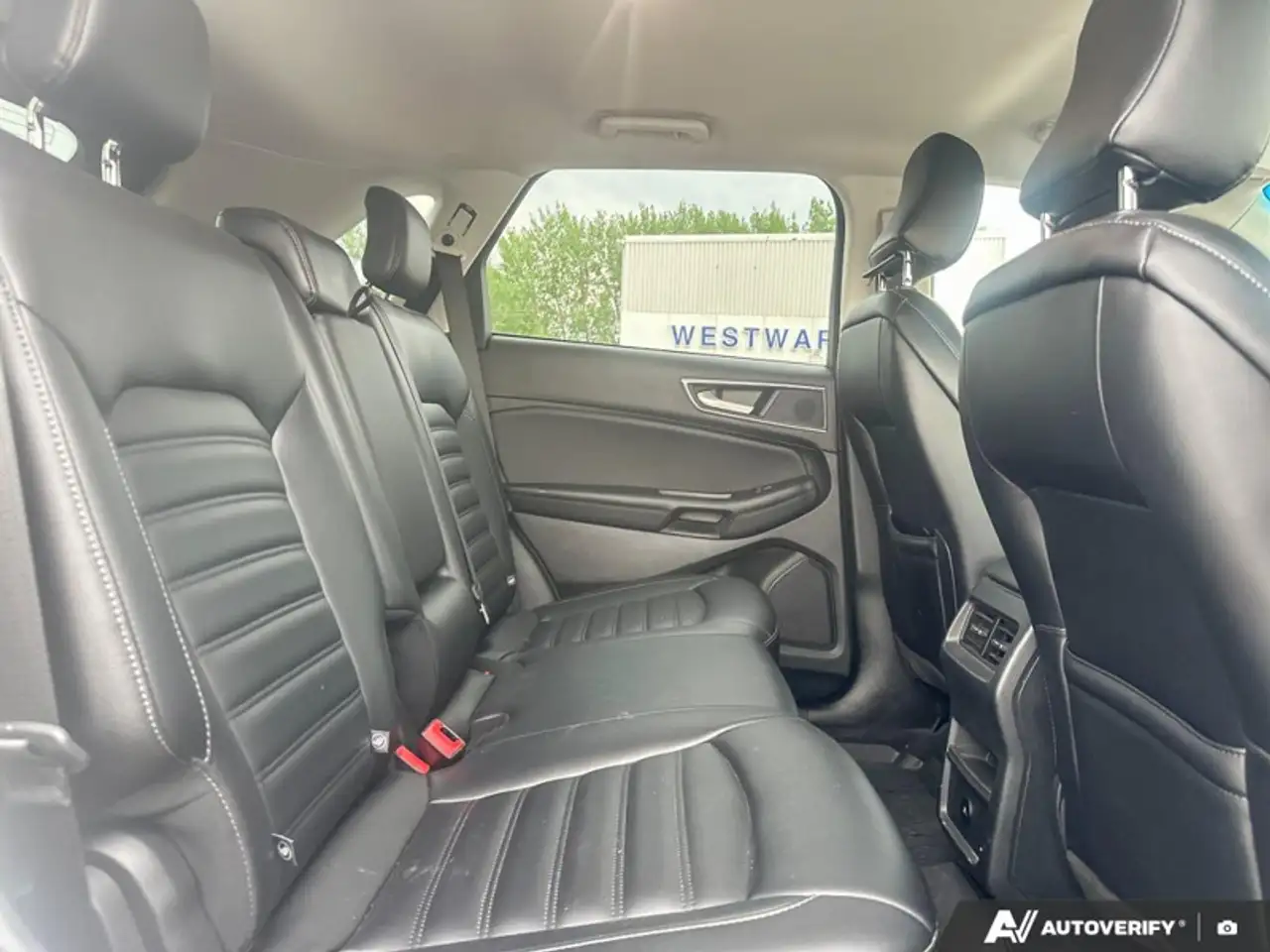 Ford Edge снимка Ford Edge