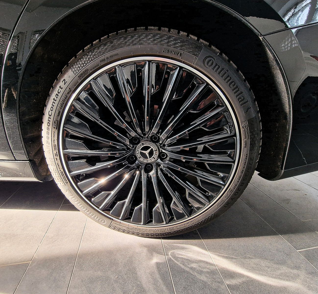 Mercedes-Benz E 220 AMG Line/ Night Paket/Kamera/20 Zoll AMG — photo 8