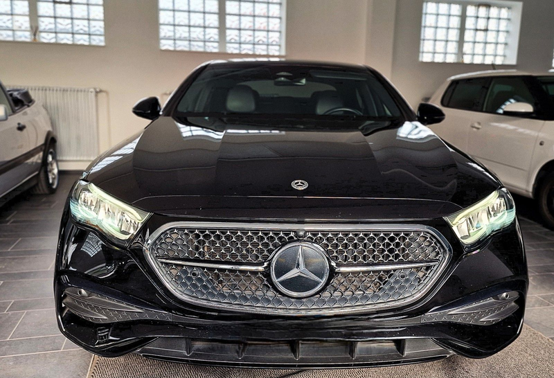 Mercedes-Benz E 220 AMG Line/ Night Paket/Kamera/20 Zoll AMG — photo 9