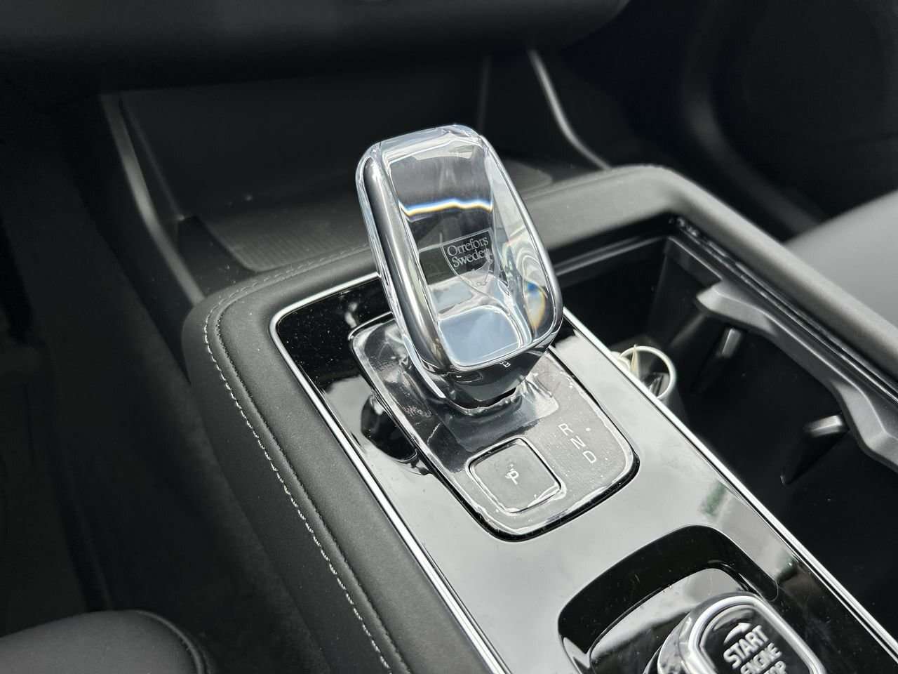 2026 Volvo XC90 Plus 7-Seater (Dark Theme) Rear Camera Washer | Ha thumb 28