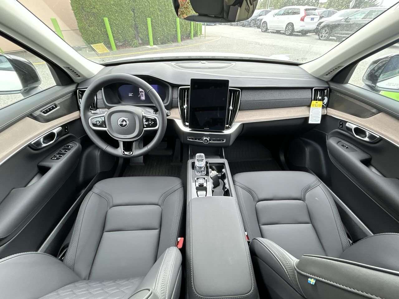 2026 Volvo XC90 Plus 7-Seater (Dark Theme) Rear Camera Washer | Ha thumb 29