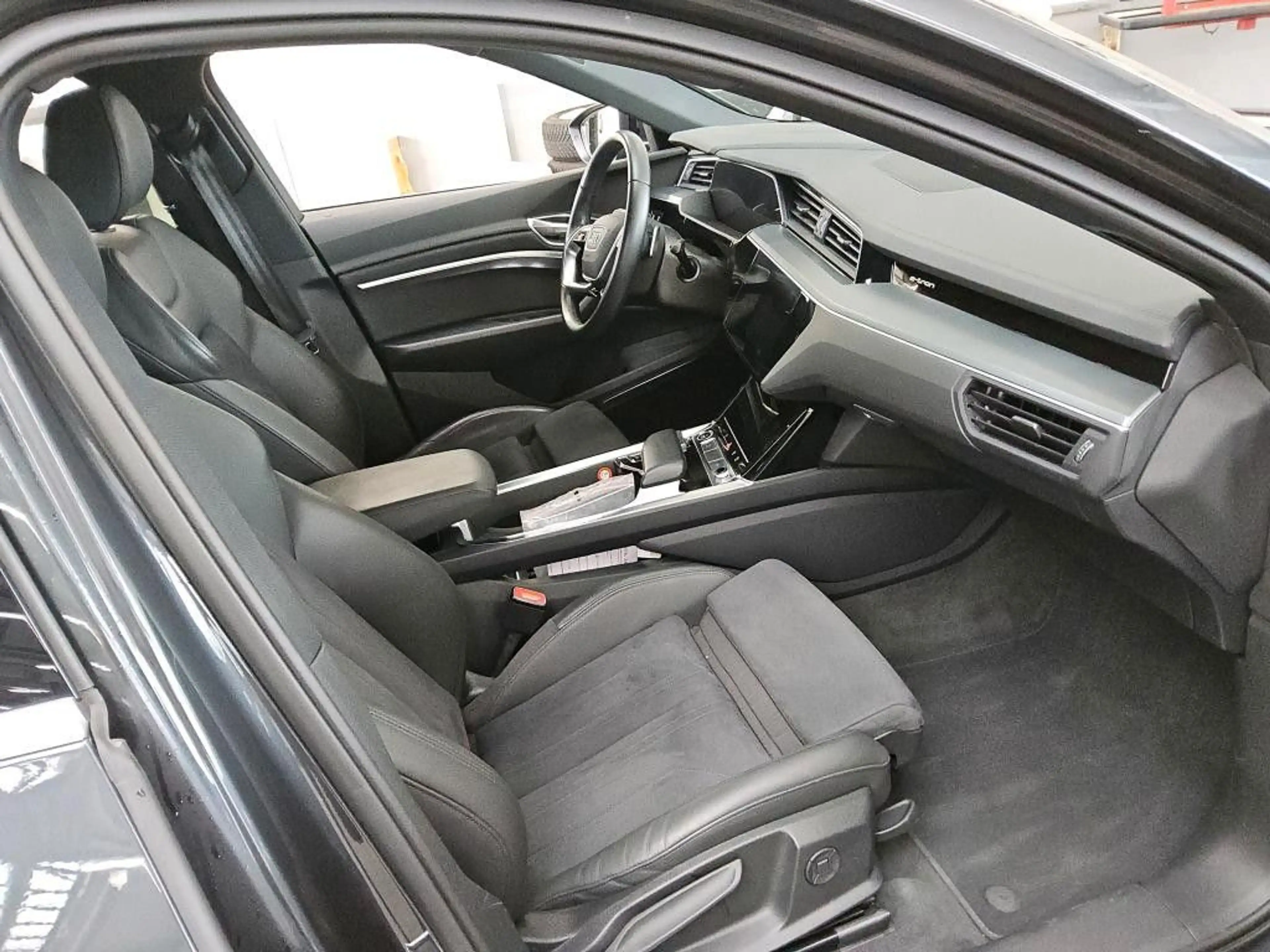 Audi e-tron E-tron 55 Quattro Advanced*HuD*B&O*LED* — photo 7