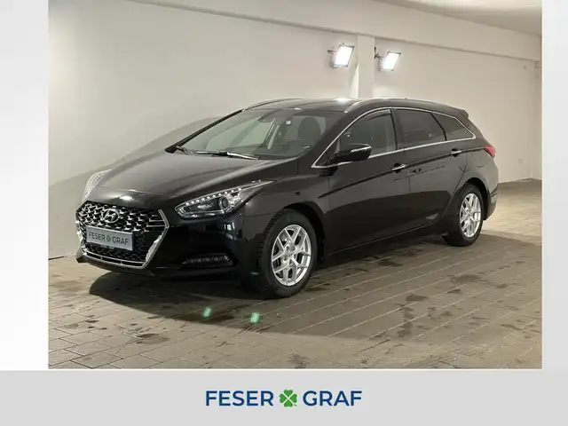 Hyundai i40 1.6 GDI Space Blue *Klima*Kamera*Sitzhzg*