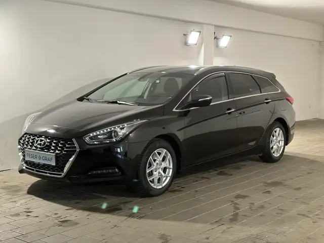 Hyundai i40 1.6 GDI Space Blue *Klima*Kamera*Sitzhzg*