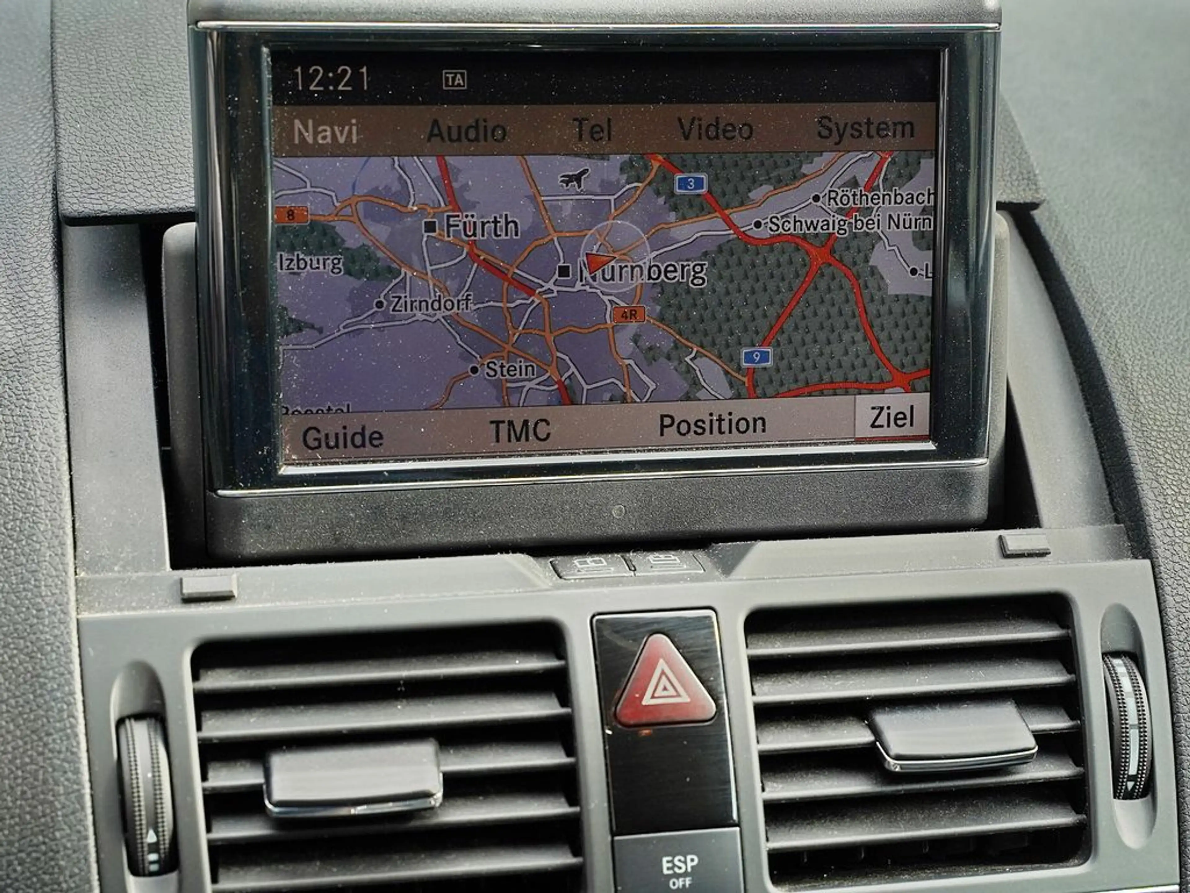 Mercedes-Benz C 220 AVANTGARDE | COMAND | BI-XENON | AHK | SHZ | PDC V+H | E-SITZE | KLIMAAUT. | OM646 — photo 9