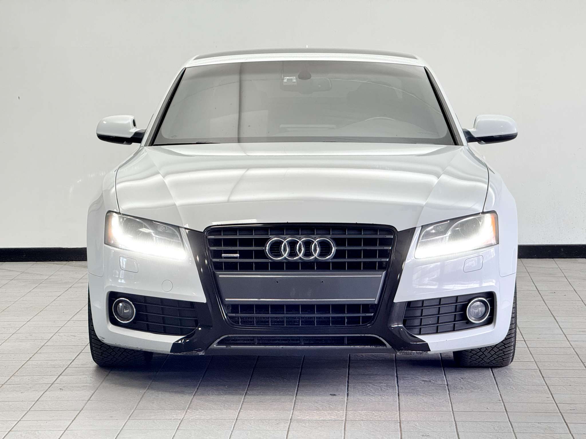 2012 Audi A5 2.0T Premium Plus | Blind Spot | Navi | BackUp Cam alt 2