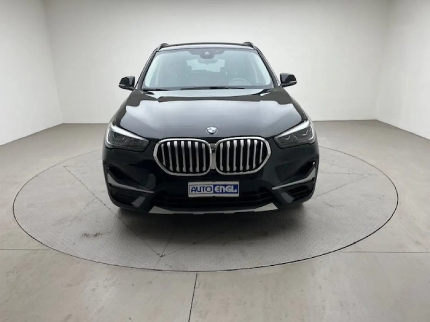 BMW X1 xDrive25i 231 PS X Noir - 2
