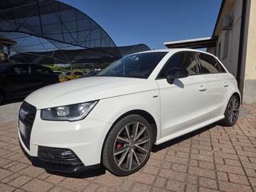 A1 Sportback 1.0 tfsi ultra Design 95cv