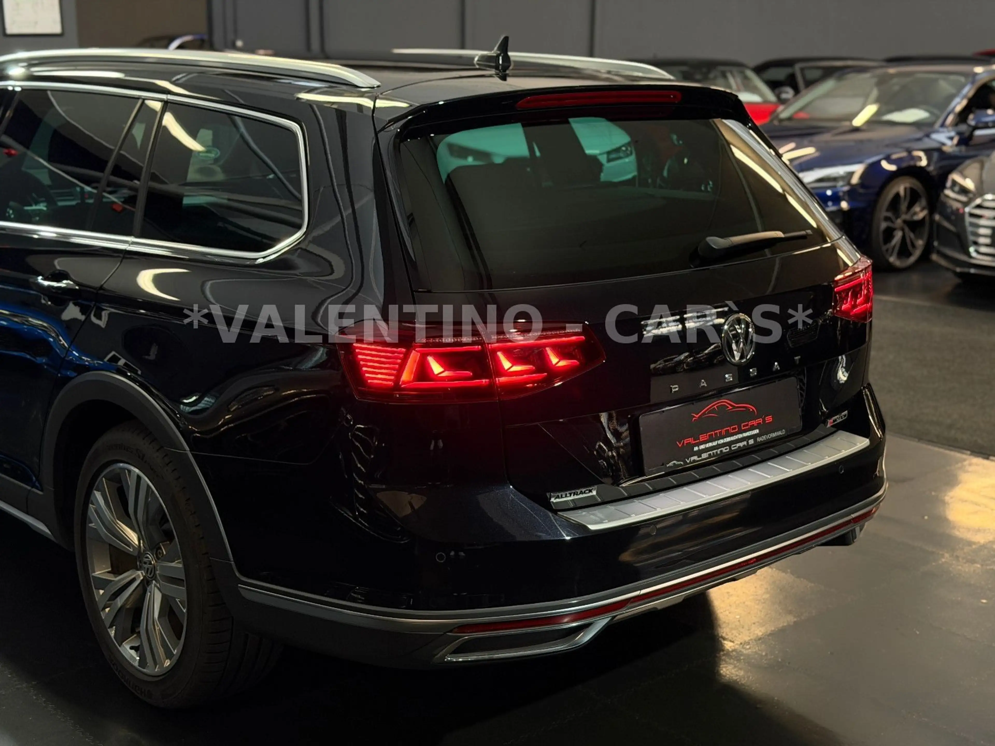 Volkswagen Passat Alltrack Variant DSG/4M/Virtu/Standhz/Ahk — photo 13