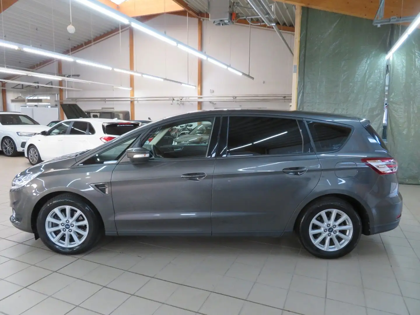 Ford S-Max Trend*8-Gang*5-Si*AHK*Winterpaket Gris - 2