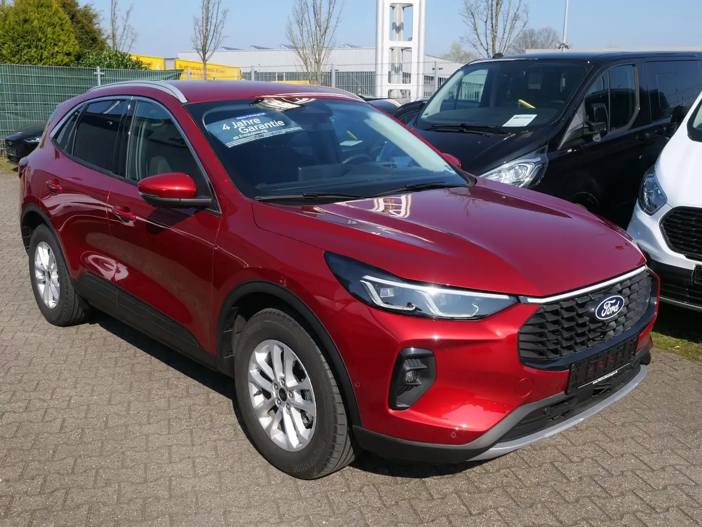 Ford Kuga Hybrid Titanium 4x4 ACC 2100 kg Rouge - 1