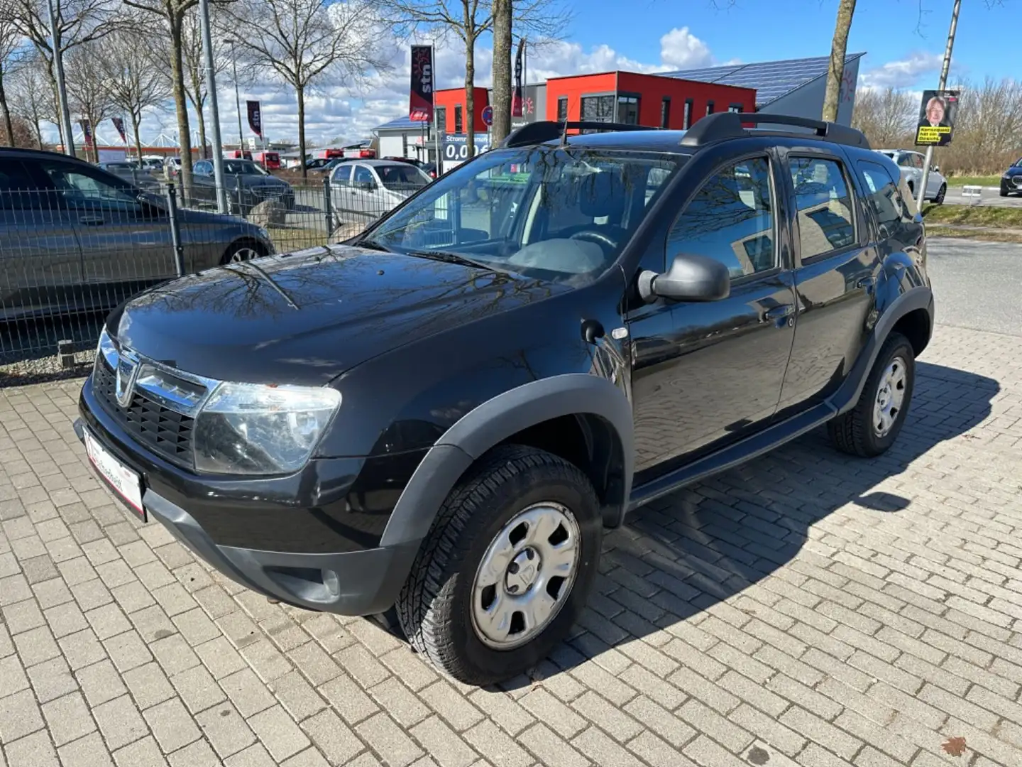 Dacia Duster I Laureate 4x4 1,5 dCi Klima Ahk. 2-Hand Negru - 1