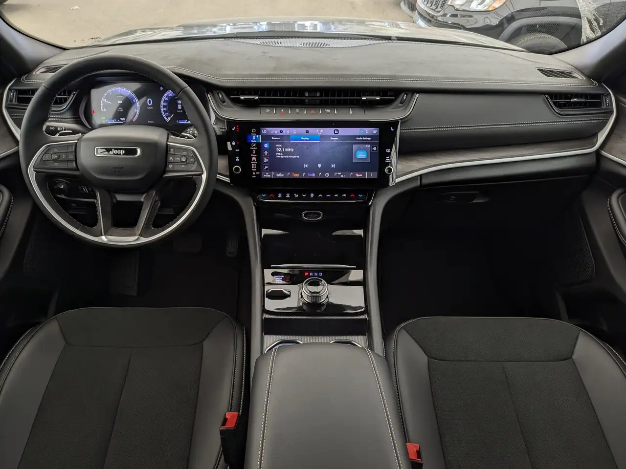 Jeep Grand Cherokee снимка Jeep Grand Cherokee