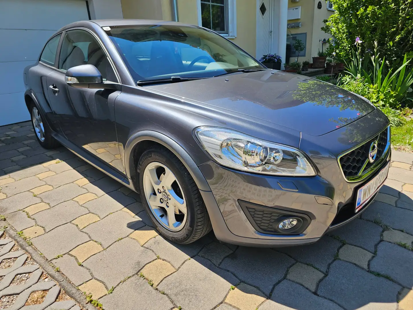 Volvo C30 C30 Drive Summum (Luxury).Start/Stop Summum Grau - 1