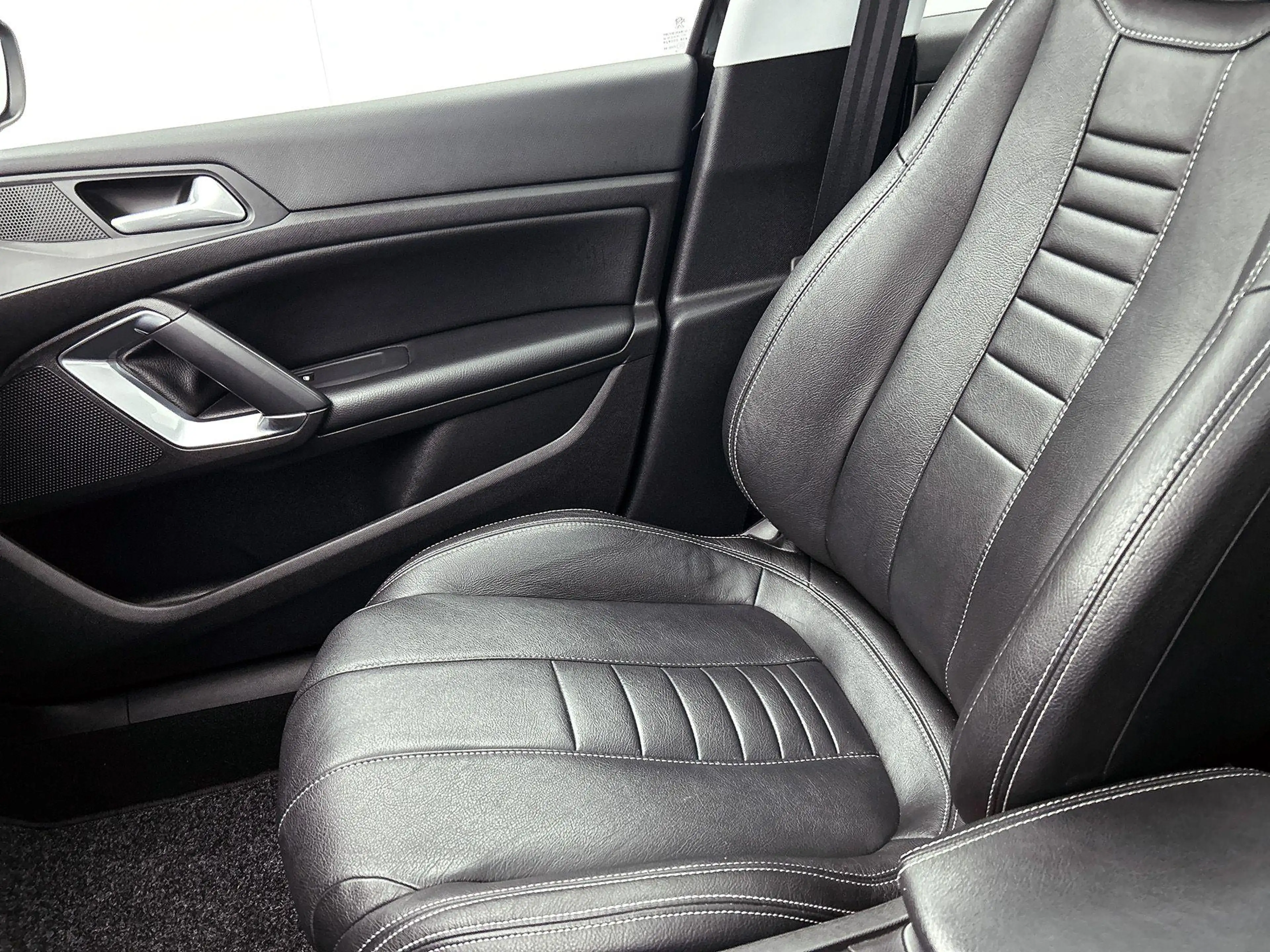 Peugeot 308 SW 1.2 PureTech Blue Lease Premium | Trekhaak | LM — photo 10