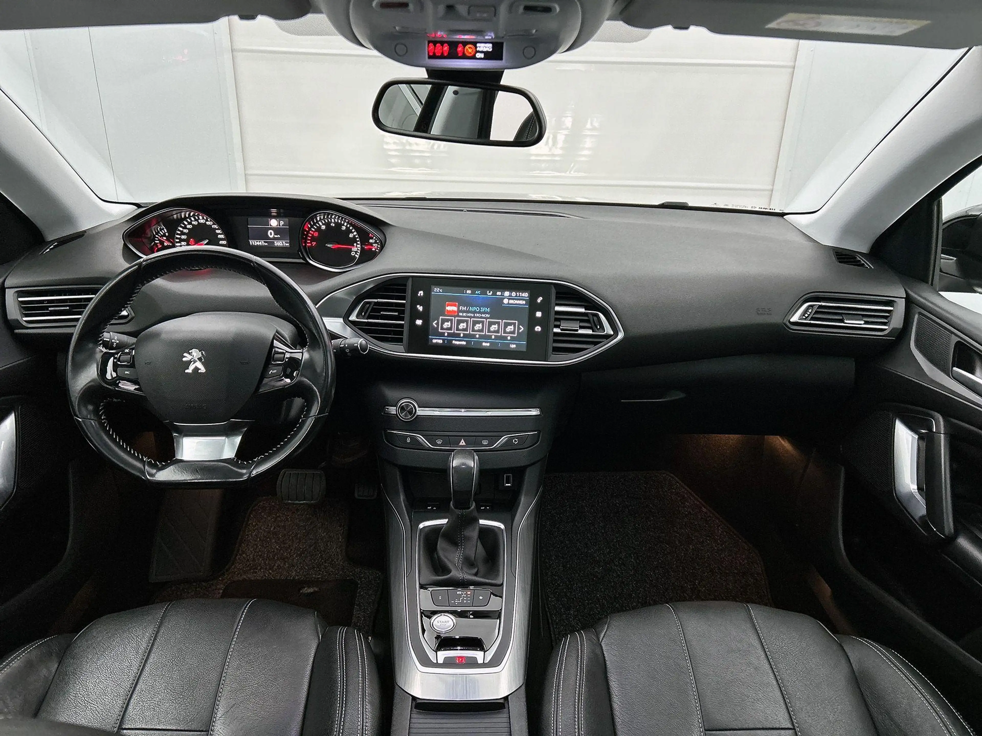 Peugeot 308 SW 1.2 PureTech Blue Lease Premium | Trekhaak | LM — photo 6