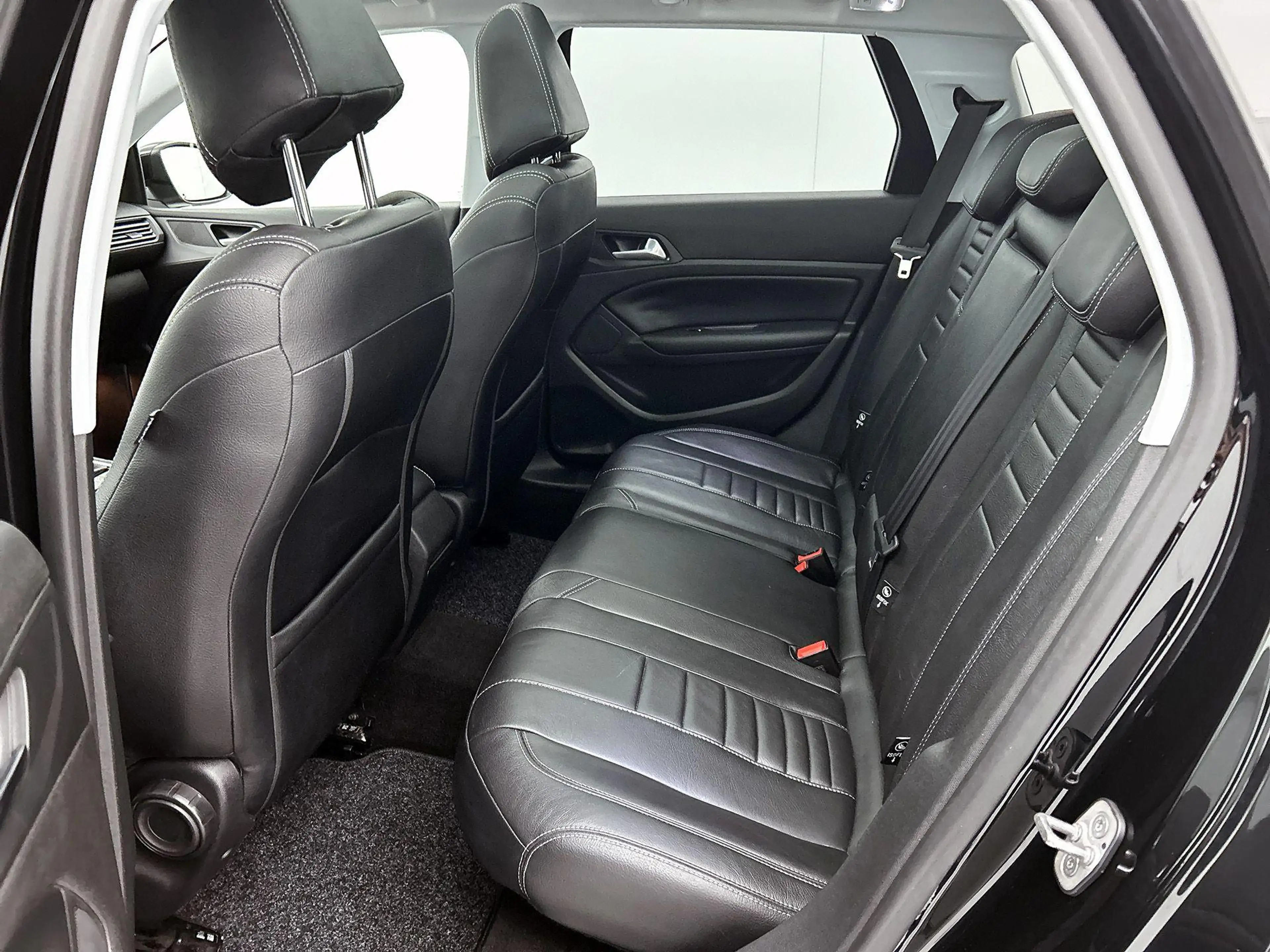 Peugeot 308 SW 1.2 PureTech Blue Lease Premium | Trekhaak | LM — photo 11