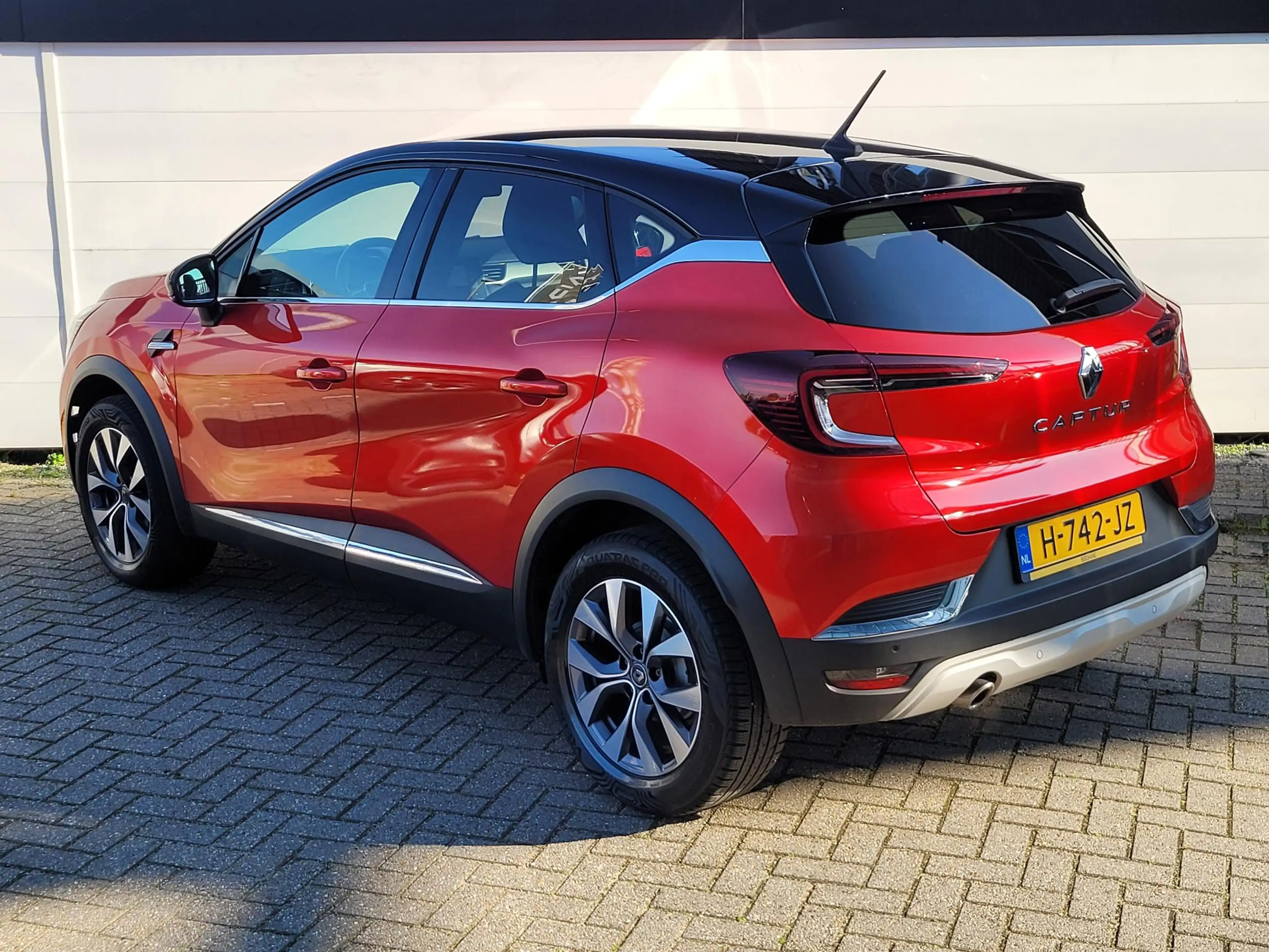 Renault Captur 1.0 TCe 100 Intens | Bose Audio | Navigatie | Came — photo 6