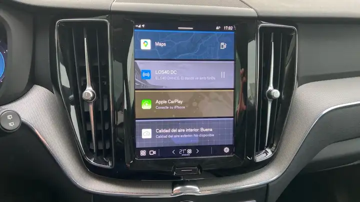 Volvo XC60 2023, foto 15
