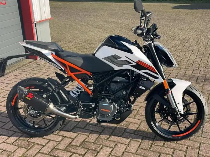 KTM 125 Duke