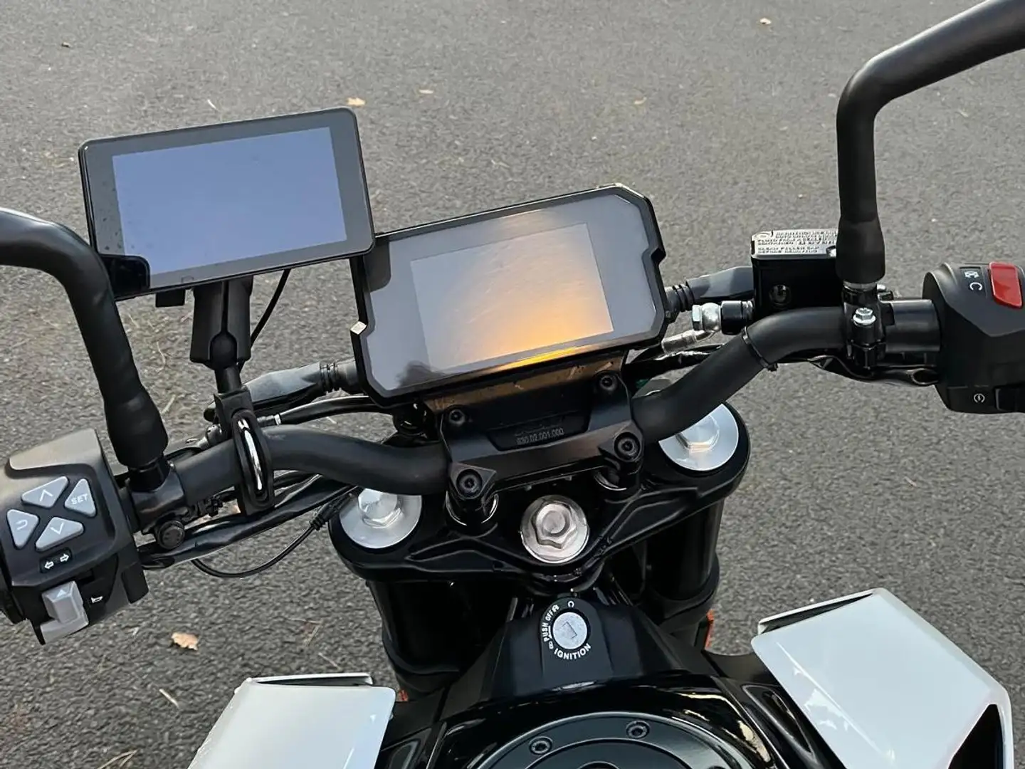 KTM 125 Duke Wit - 2