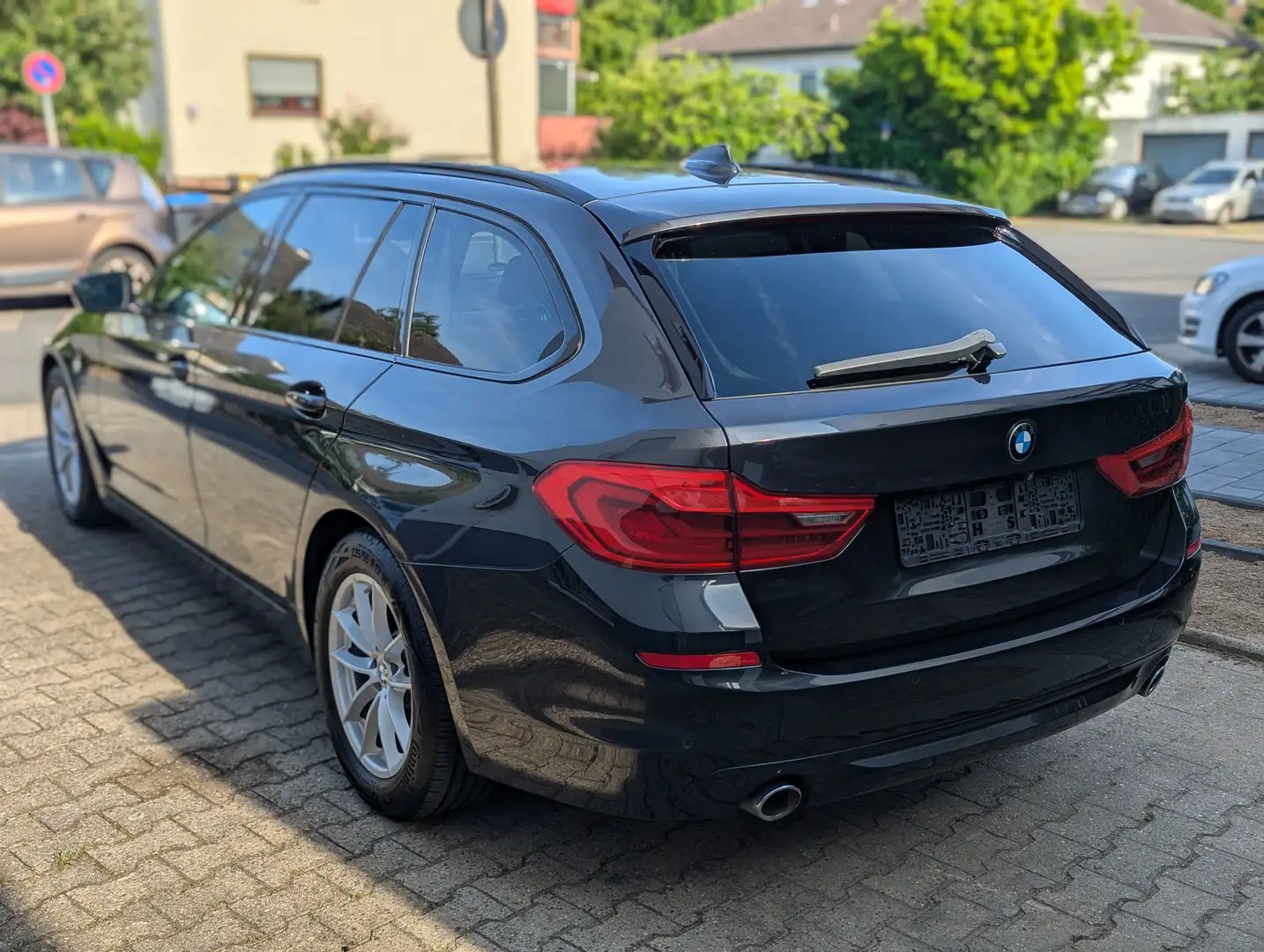 BMW 530 5er 530d Touring, Leder, LED , HadUp, Memory Grau - 2