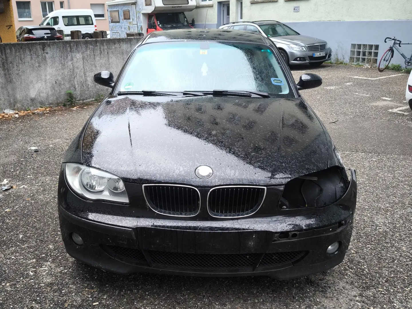 BMW 118 118d Schwarz - 1